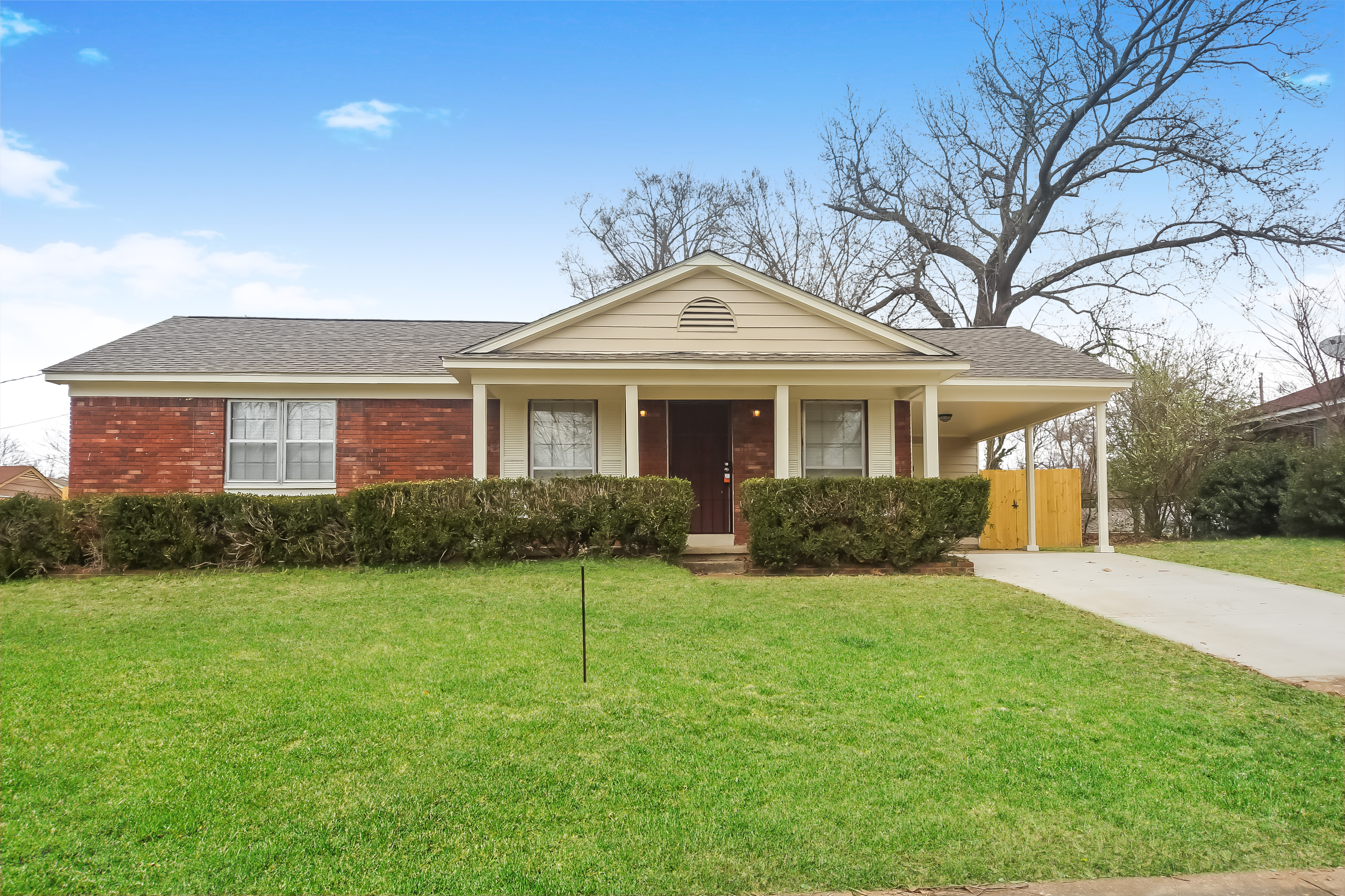 2292 WILLOW WOOD AVE Memphis, TN 38127